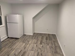 25 Cherry Ln FLOOR 1, Carle Place, NY 11514