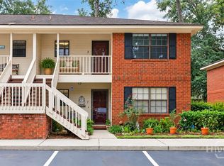 8 Colony Park Dr, Savannah, GA 31406