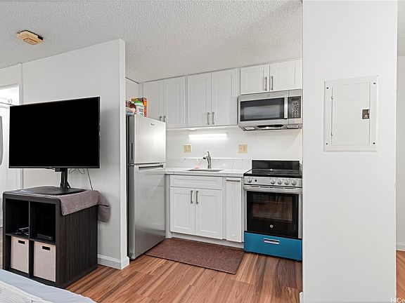 2nd image of 1060 Kamehameha Hwy APT 3008A