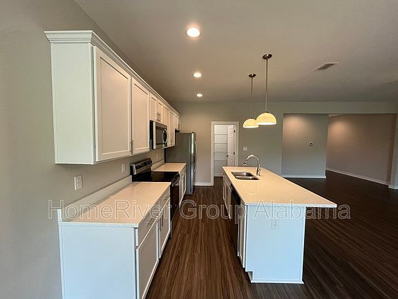 5th image of 812 Ginger Lee St