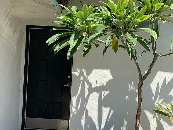 3rd image of 1435 Bresee Ave