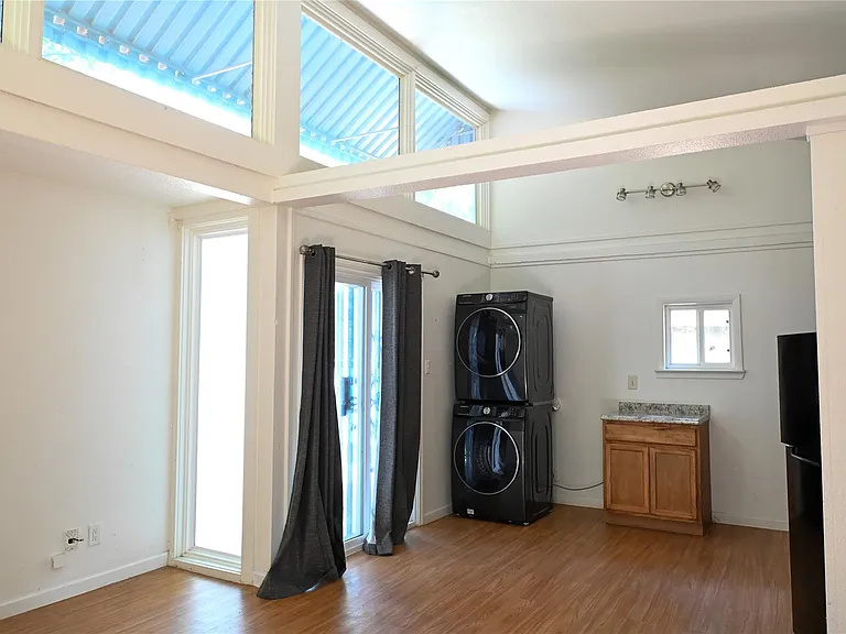 1505 Robert Weaver Ave — Photo 14