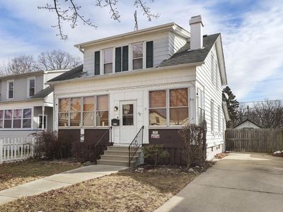 437 Harvey DRIVE, Racine, WI, 53405