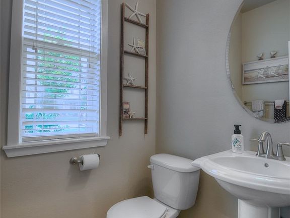4th image of 5533 James Pl SE