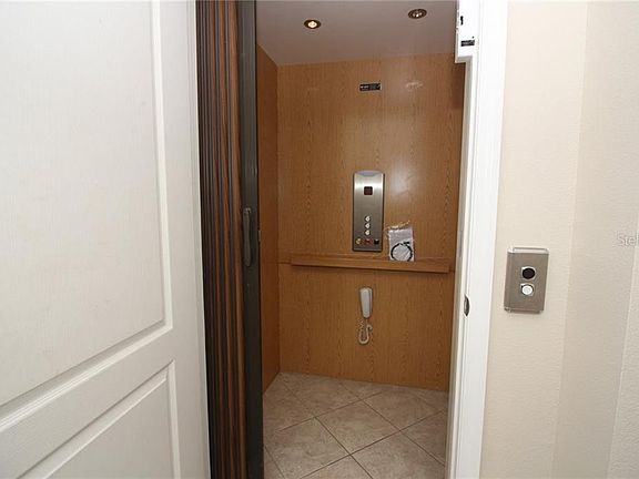 5th image of 3708 Messina Dr