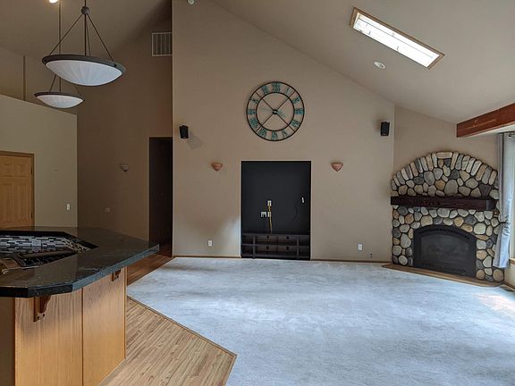 5th image of 11773 Ivy Ln NW