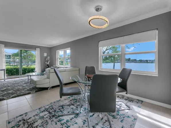 960 Crystal Lake Drive #115, Deerfield Beach, FL 33064