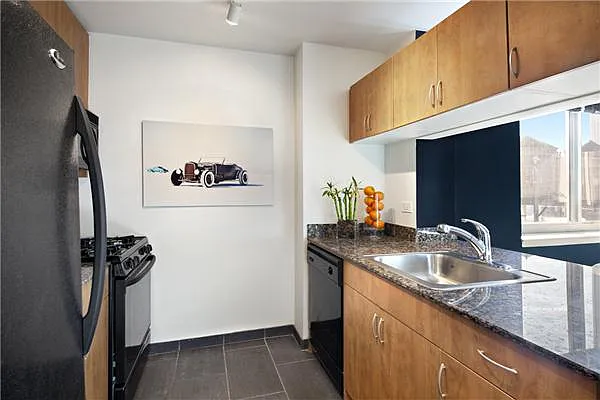 Rented by Gotham Organization | media 4