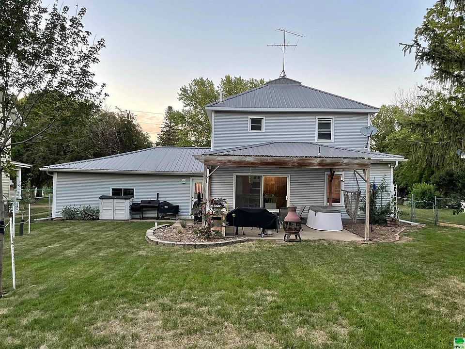703 4th St, Ireton, IA 51027 Zillow