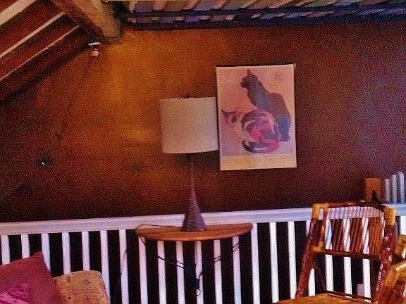 "Tree House"private suite/apartment