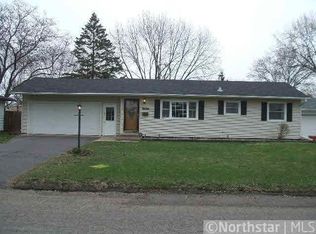 6940 Craig Ave E, Inver Grove Heights, MN 55076