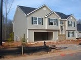 540 Maple Forge Dr, Athens, GA 30606