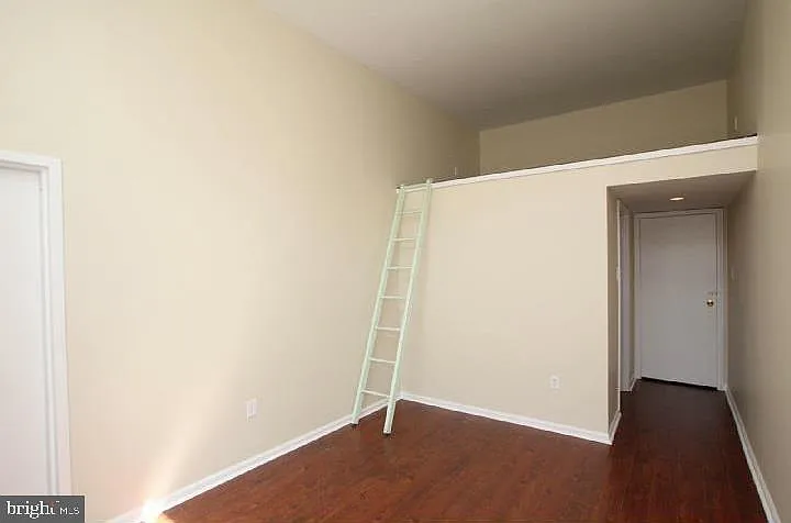 443 Fairmount Ave #A — Photo 12