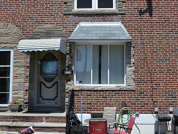 4th image of 333 Spruce St