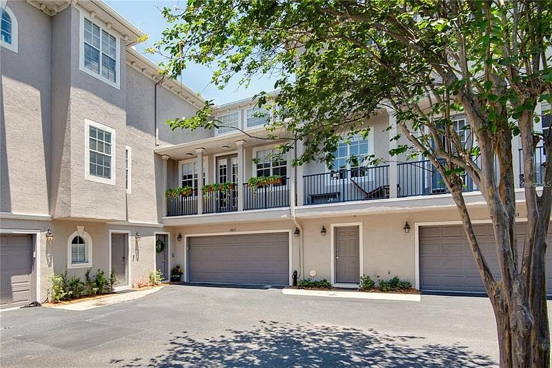 1st image of 2605 Espana Ct