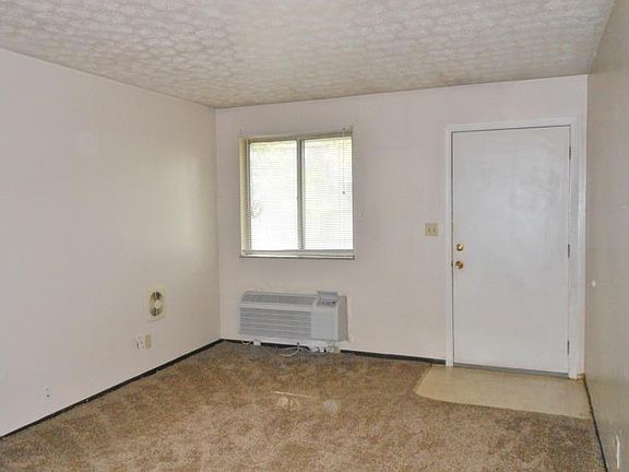 2nd image of 309 Anthony Dr APT E