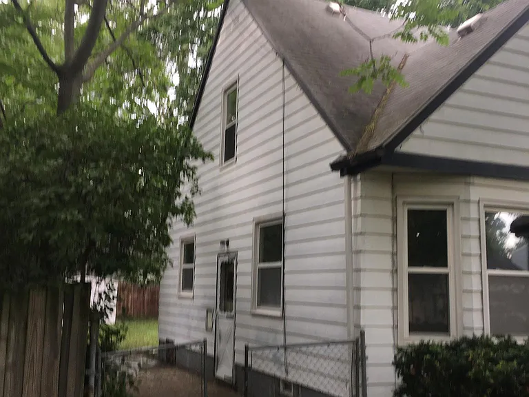 23315 Tawas Ave — Photo 22