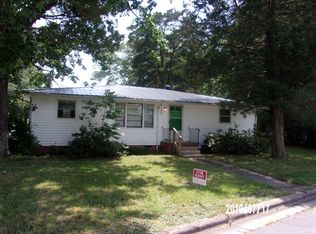 4403 W Vines St, Farmville, NC 27828