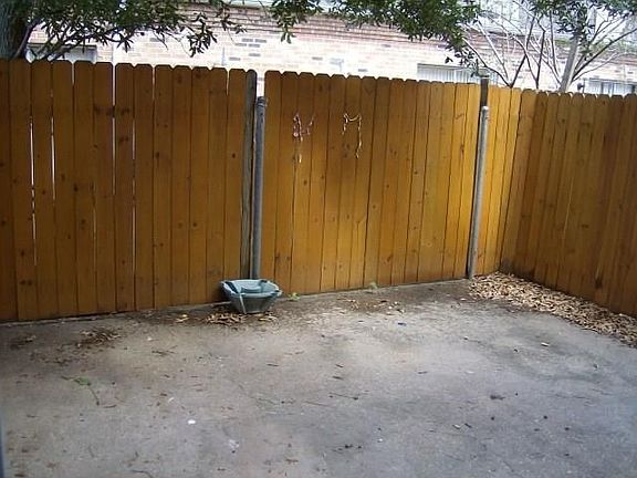 5th image of 1744 Newport Pl #103C