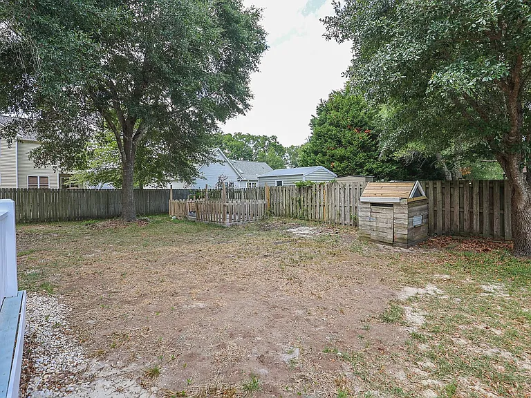 1636 Chadwick Shores Dr — Photo 42
