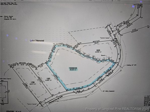 305 Lakewood Dr, Aberdeen, NC 28315