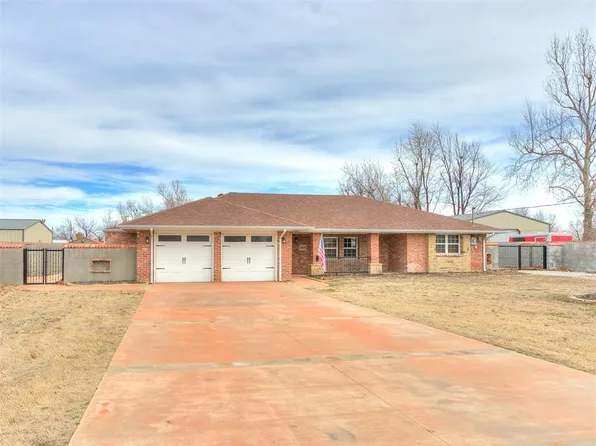 2920 Clarke St, Choctaw, OK 73020