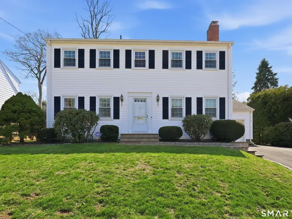 8 Merrill Road, Norwalk, CT 06851