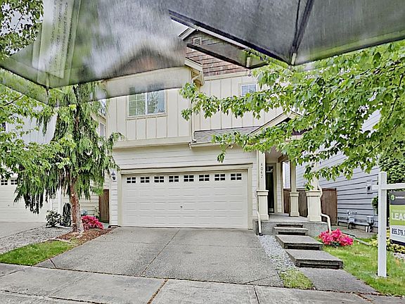 4th image of 4047 Heritage Ave E
