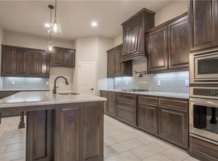 1026 Burkburnett Dr, Weatherford, TX 76087