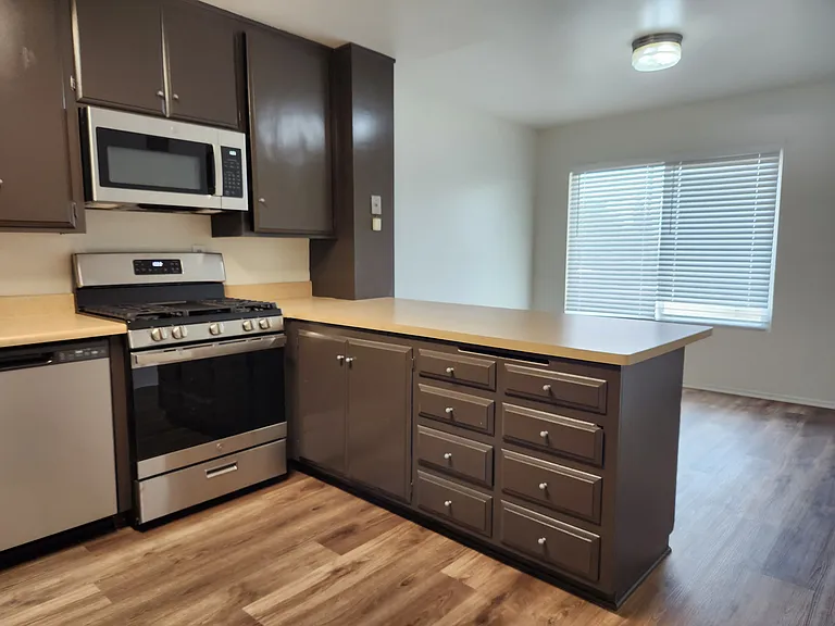 514 N Towne Ave #6 — Photo 6