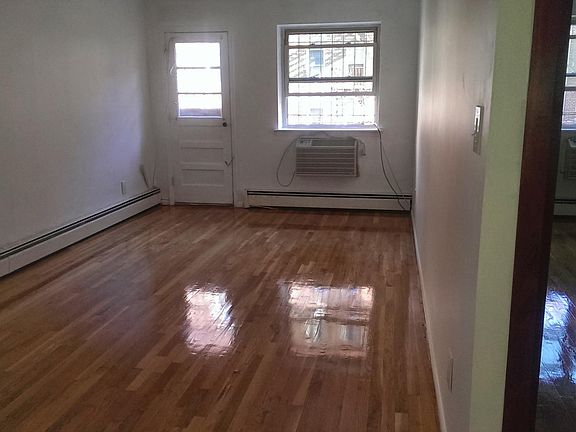 5th image of 13505 Coolidge Ave Floor 2