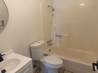 1921 Gregory St APT B, Las Vegas, NV 89106