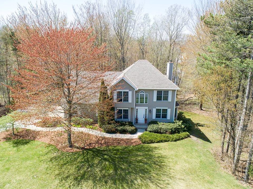 1st image of 4608 Forest Ln