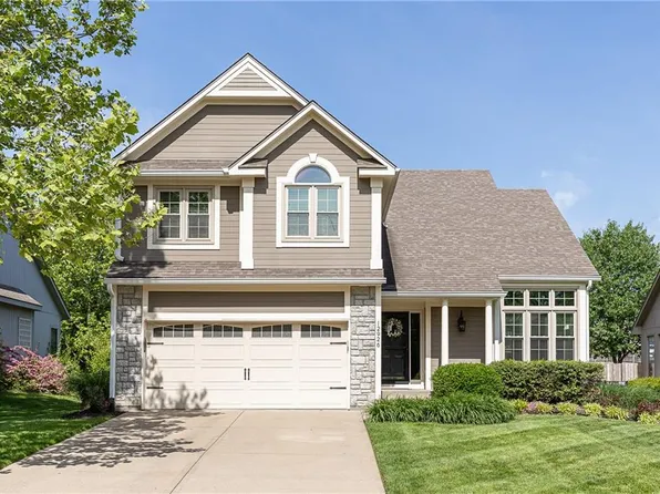 12926 S Hagan St, Olathe, KS 66062
