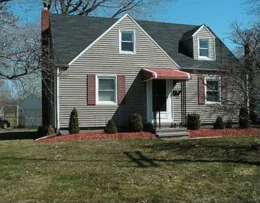 225 Lake Cliff Dr photo 1