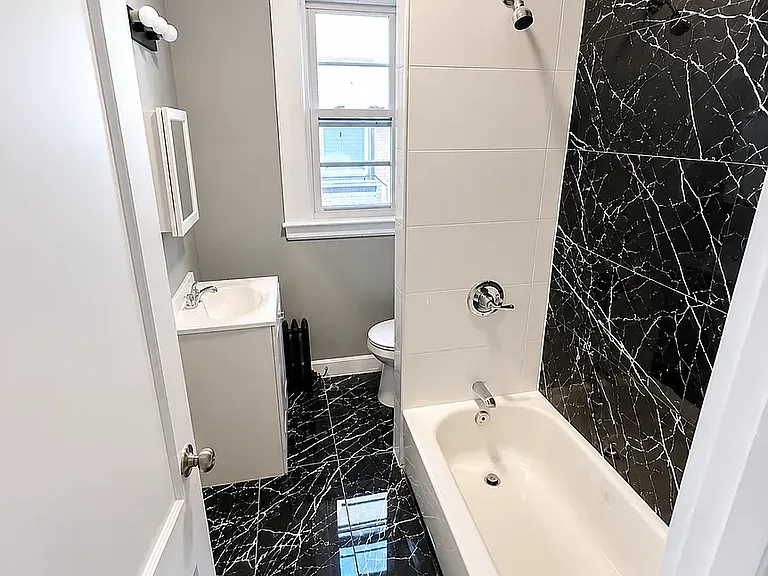 845 S 19th St #3R — Photo 5