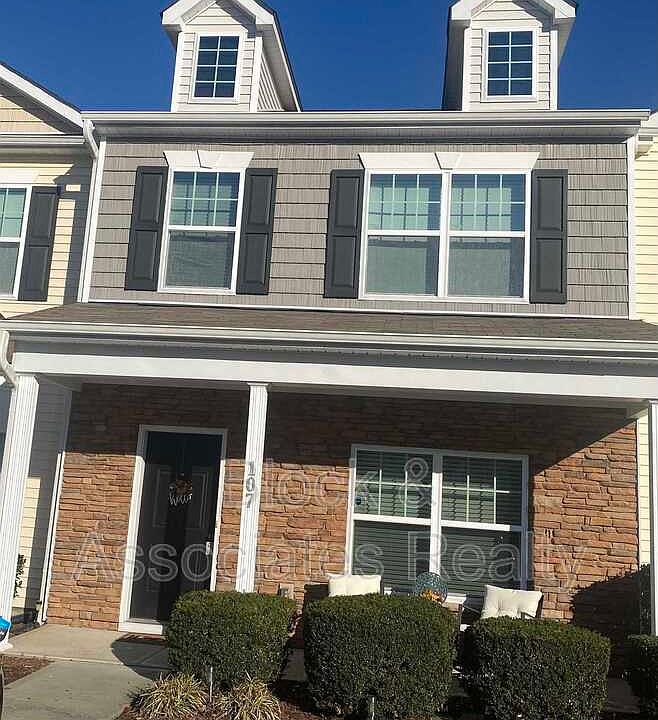 1st image of 1304 Cozart St Unit 107
