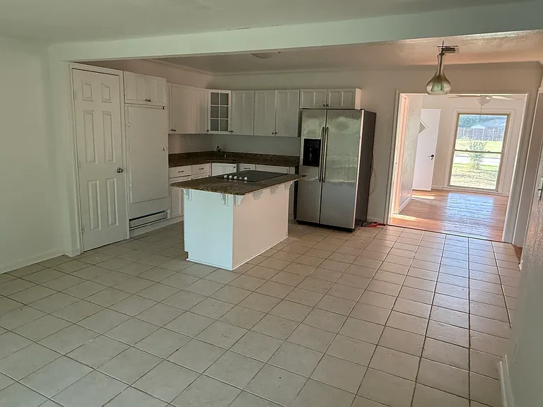 438 Pittman St — Photo 7