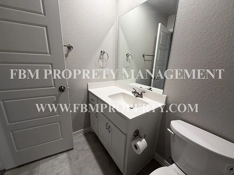 1777 Refuge Way — Photo 28