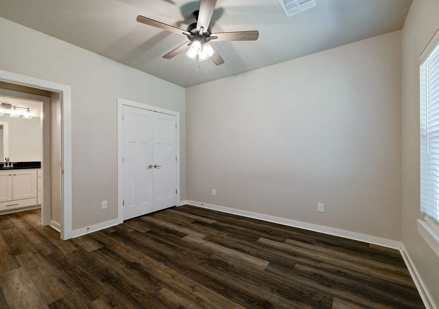 2 Bed 2 Bath Duplex Located in Oklahoma City! — Photo 4