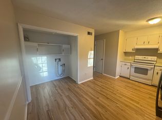 340 Cedarbrook Ct, Lewisville, NC 27023