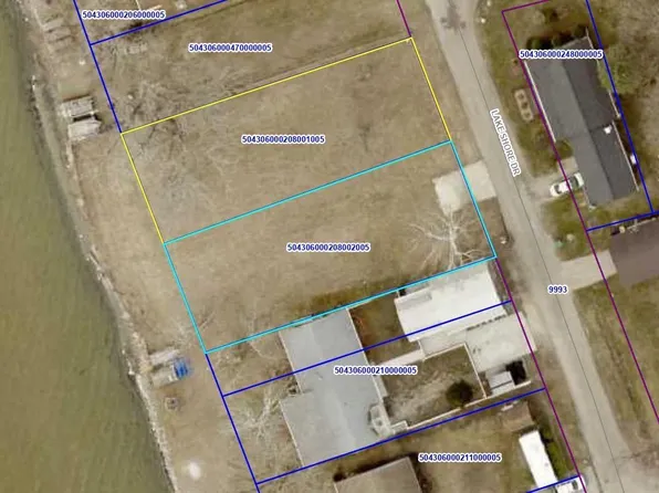 3513 Lake Shore Dr, Bremen, IN 46506