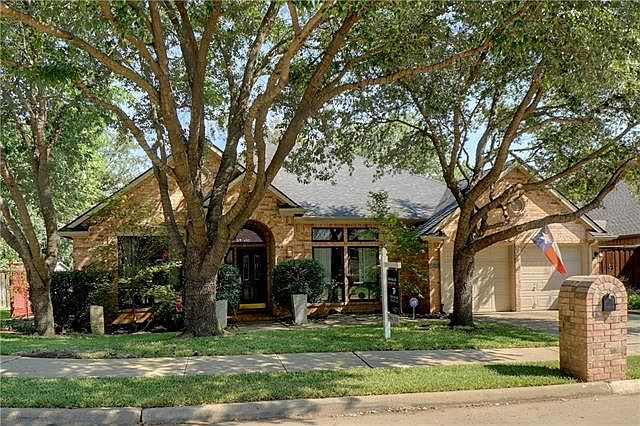 1st image of 2824 Glen Ellen Dr