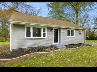 20 Manor Ln, South Windsor, CT 06074