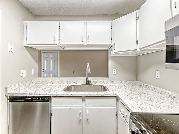 5th image of 2109 Arrowcreek Dr #1-7800-201