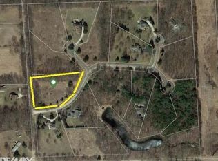 545 Pine Crest Ct, Leonard, MI 48367