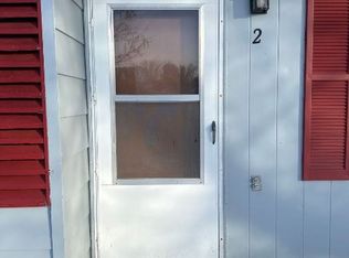 906 11th St NE #4, Cooperstown, ND 58425
