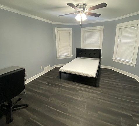 4th image of 220 Bassett St APT 11