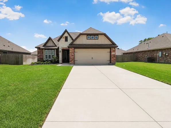 7907 Putter Place Ct, Navasota, TX 77868