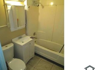 11116 Greenview Ave, Cleveland, OH 44108